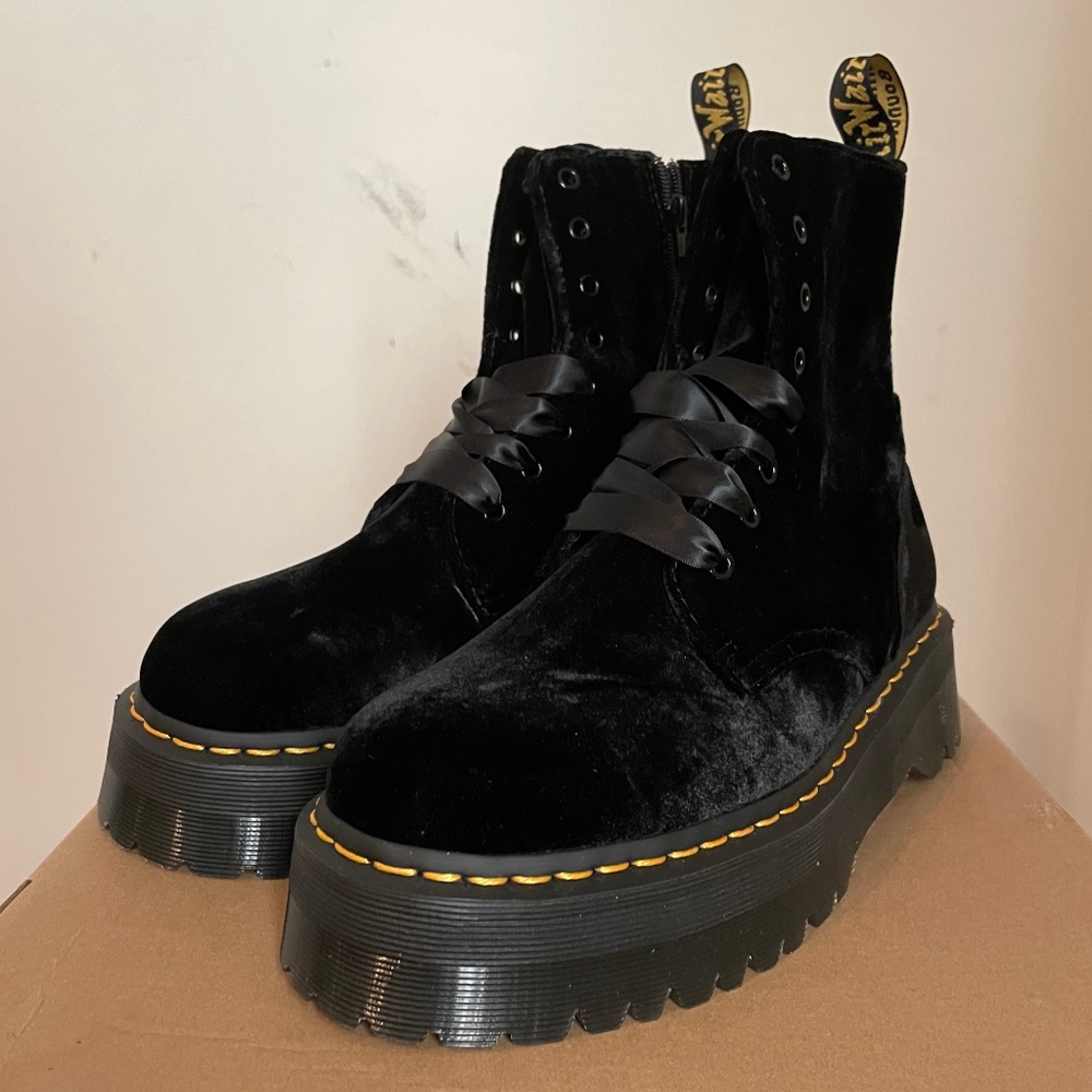 Dr. Martens NEW Jadon Boots Black Velvet UK9 W11 OG Box